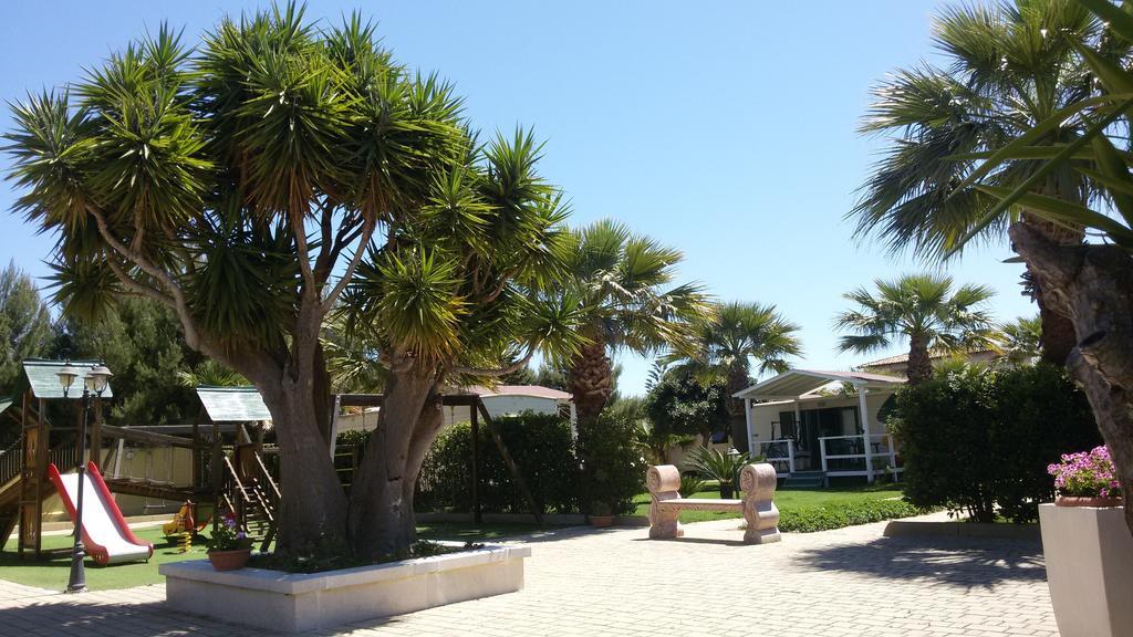 סן לאונה Akramar Village חדר תמונה